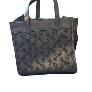 Women’s Coach bag (brand new)